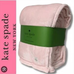 {BNWT} Kate Spade Pink Plush Queen Blanket.